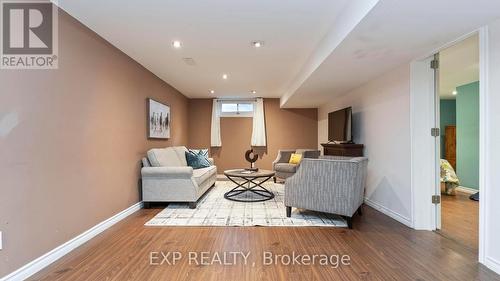 6 Genevive Crescent, London, ON - Indoor