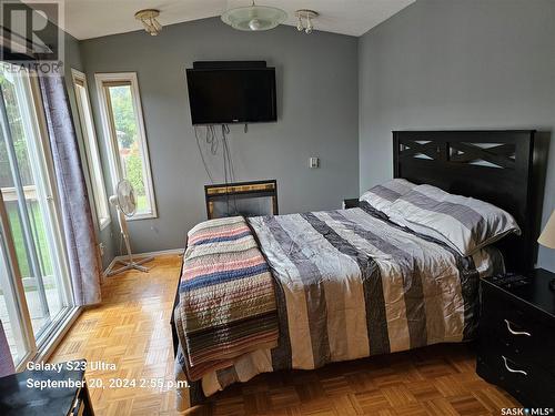 430 Shea Crescent, Saskatoon, SK - Indoor Photo Showing Bedroom