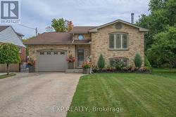 1022 WILLOW DRIVE  London, ON N6E 1P3