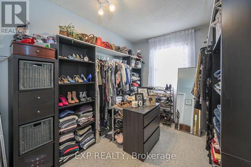 1022 Willow Drive, London, ON - Indoor With Storage