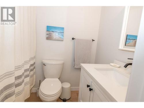 1801 32 Street Unit# 110, Vernon, BC - Indoor Photo Showing Bathroom