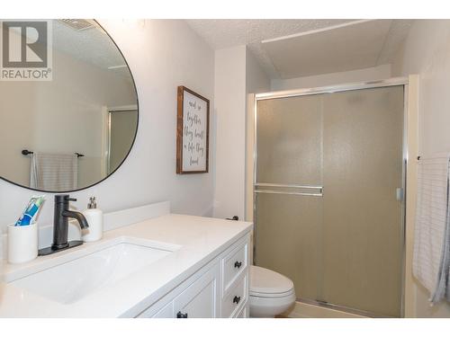 1801 32 Street Unit# 110, Vernon, BC - Indoor Photo Showing Bathroom