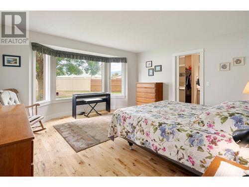 1201 Cameron Avenue Unit# 125, Kelowna, BC - Indoor Photo Showing Bedroom