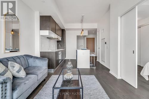 1716 - 8 Hillsdale Avenue E, Toronto (Mount Pleasant West), ON - Indoor Photo Showing Living Room