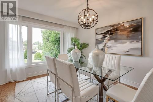 414 Southland Crescent, Oakville, ON - Indoor Photo Showing Dining Room