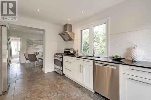 414 Southland Crescent, Oakville, ON - Indoor Photo Showing Kitchen