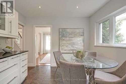 414 Southland Crescent, Oakville, ON - Indoor Photo Showing Dining Room