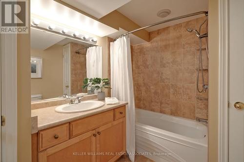 414 Southland Crescent, Oakville, ON - Indoor Photo Showing Bathroom