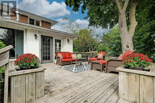 414 Southland Crescent, Oakville, ON - Outdoor With Deck Patio Veranda With Exterior