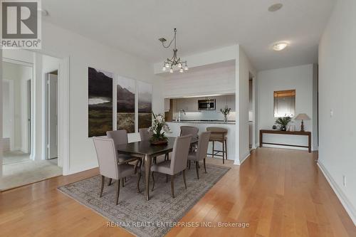 914 - 1055 Southdown Road, Mississauga, ON - Indoor Photo Showing Dining Room