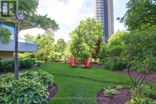 914 - 1055 Southdown Road, Mississauga, ON - Outdoor