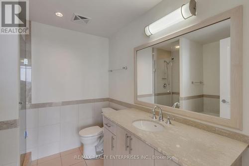 914 - 1055 Southdown Road, Mississauga, ON - Indoor Photo Showing Bathroom