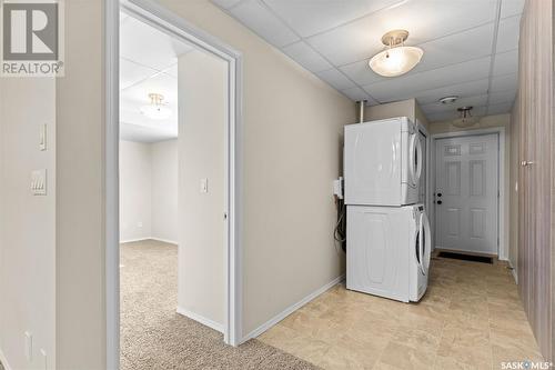 1320 Elliott Street, Saskatoon, SK - Indoor Photo Showing Laundry Room