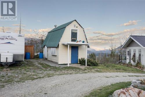 353 Gunter-Ellison Road, Enderby, BC - Outdoor