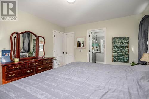 353 Gunter-Ellison Road, Enderby, BC - Indoor Photo Showing Bedroom