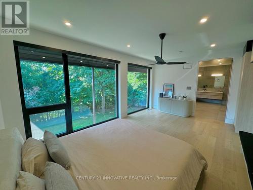 10 Haida Court, Toronto (Highland Creek), ON - Indoor Photo Showing Bedroom