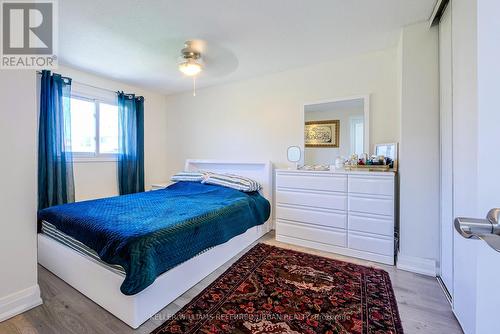 1047 Attersley Drive, Oshawa, ON - Indoor Photo Showing Bedroom