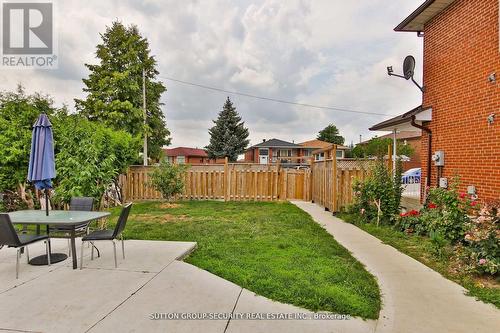 102 Paradelle Crescent, Toronto, ON - Outdoor