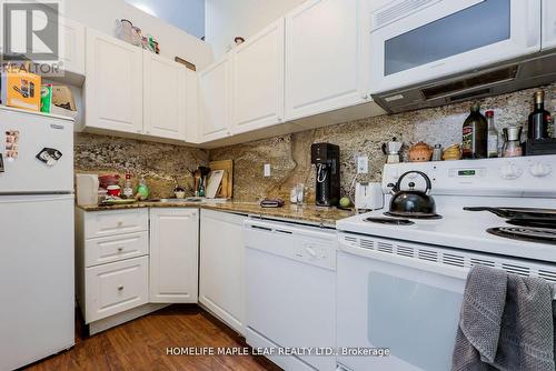 24-26 Temperance Street, Caledon, ON - Indoor Photo Showing Kitchen