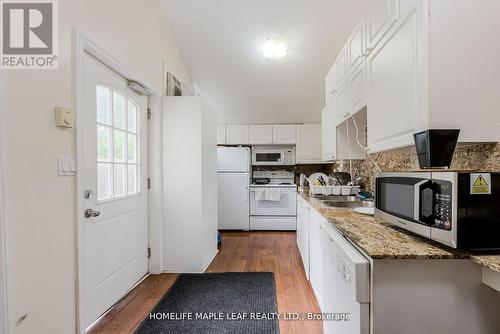 24-26 Temperance Street, Caledon, ON - Indoor Photo Showing Kitchen