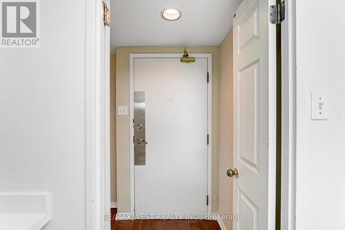 320 - 6 Humberline Drive, Toronto, ON - Indoor Photo Showing Other Room