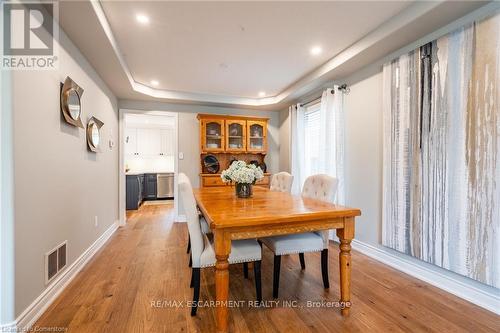 2405 Orchard Road, Burlington, ON - Indoor Photo Showing Dining Room