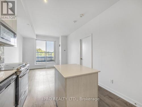 422 - 1401 O'Connor Drive, Toronto, ON - Indoor