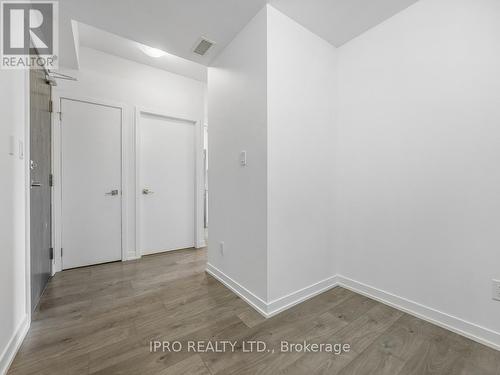 422 - 1401 O'Connor Drive, Toronto, ON - Indoor Photo Showing Other Room