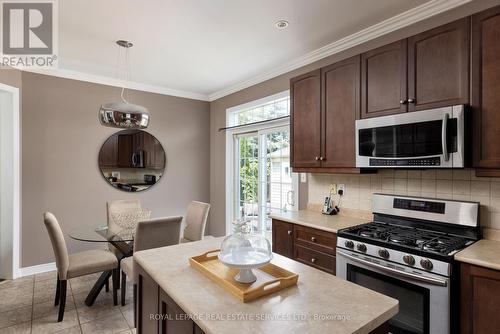 2223 Whistling Springs Crescent, Oakville, ON - Indoor