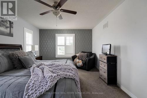 2223 Whistling Springs Crescent, Oakville (West Oak Trails), ON - Indoor Photo Showing Bedroom