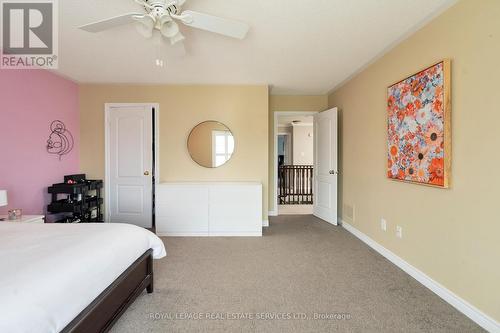 2223 Whistling Springs Crescent, Oakville, ON - Indoor Photo Showing Bedroom