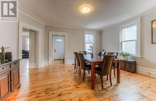 82 Bond Street, Cambridge, ON - Indoor Photo Showing Dining Room