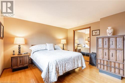 31 Ackland Street, Stoney Creek, ON - Indoor Photo Showing Bedroom