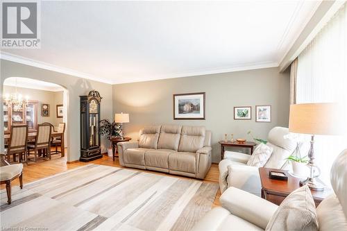 31 Ackland Street, Stoney Creek, ON - Indoor Photo Showing Living Room