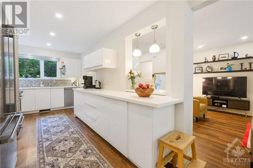 121 Buell Street Unit#70, Ottawa, ON - Indoor Photo Showing Kitchen With Upgraded Kitchen