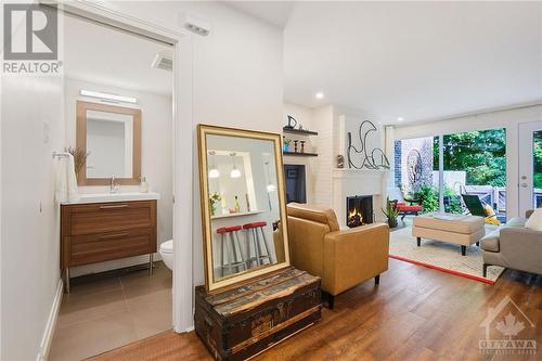 121 Buell Street Unit#70, Ottawa, ON - Indoor Photo Showing Living Room With Fireplace