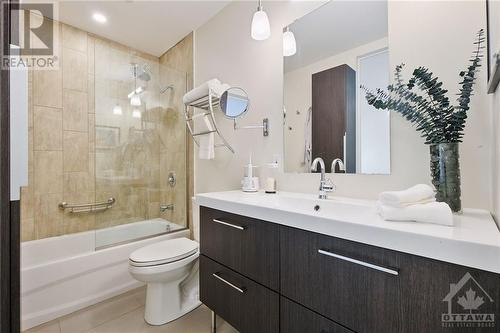 121 Buell Street Unit#70, Ottawa, ON - Indoor Photo Showing Bathroom