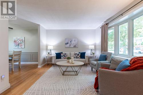 14 Glenburnie Crescent, London, ON - Indoor Photo Showing Living Room