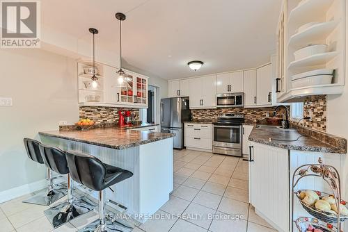 112 Browning Trail, Barrie, ON - Indoor Photo Showing Kitchen