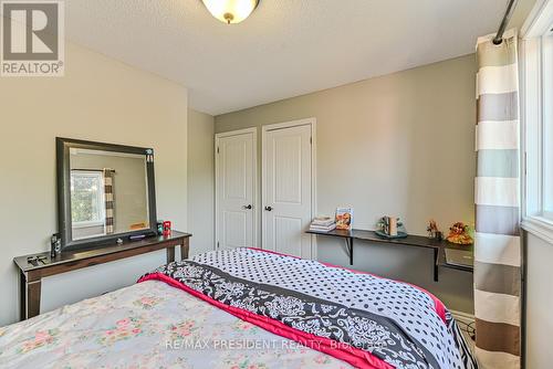 112 Browning Trail, Barrie, ON - Indoor Photo Showing Bedroom