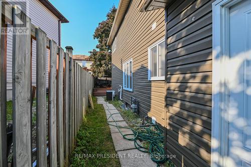 112 Browning Trail, Barrie (Letitia Heights), ON - Outdoor With Exterior