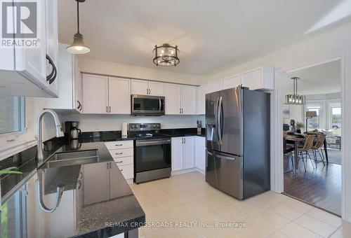 53 Priscilla'S Place, Barrie, ON - Indoor Photo Showing Kitchen With Stainless Steel Kitchen