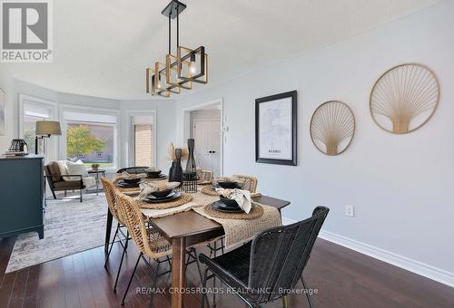 53 Priscilla'S Place, Barrie, ON - Indoor Photo Showing Dining Room