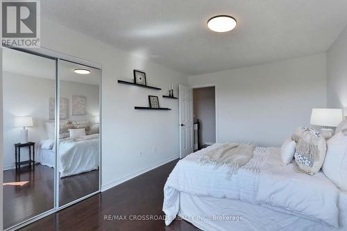 53 Priscilla'S Place, Barrie (Painswick South), ON - Indoor Photo Showing Bedroom