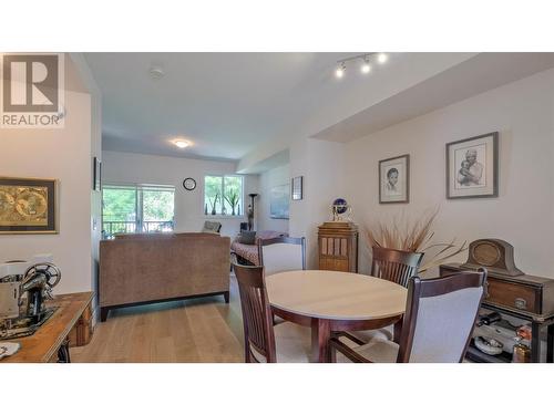 300 Drysdale Boulevard Unit# 38, Kelowna, BC - Indoor Photo Showing Dining Room