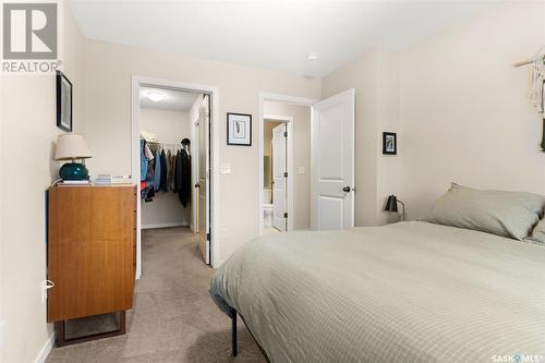 13 5762 Gordon Road, Regina, SK - Indoor Photo Showing Bedroom