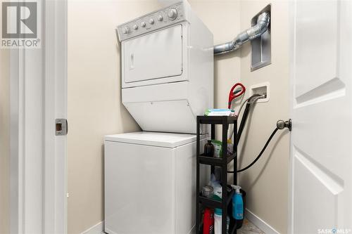 13 5762 Gordon Road, Regina, SK - Indoor Photo Showing Laundry Room