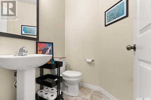 13 5762 Gordon Road, Regina, SK - Indoor Photo Showing Bathroom