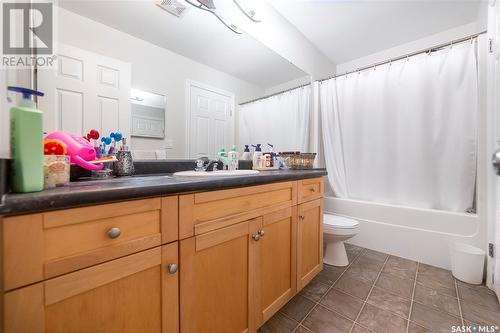 24 118 Pawlychenko Lane, Saskatoon, SK - Indoor Photo Showing Bathroom