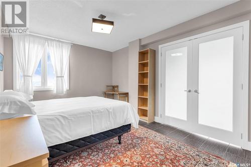 906 320 5Th Avenue N, Saskatoon, SK - Indoor Photo Showing Bedroom